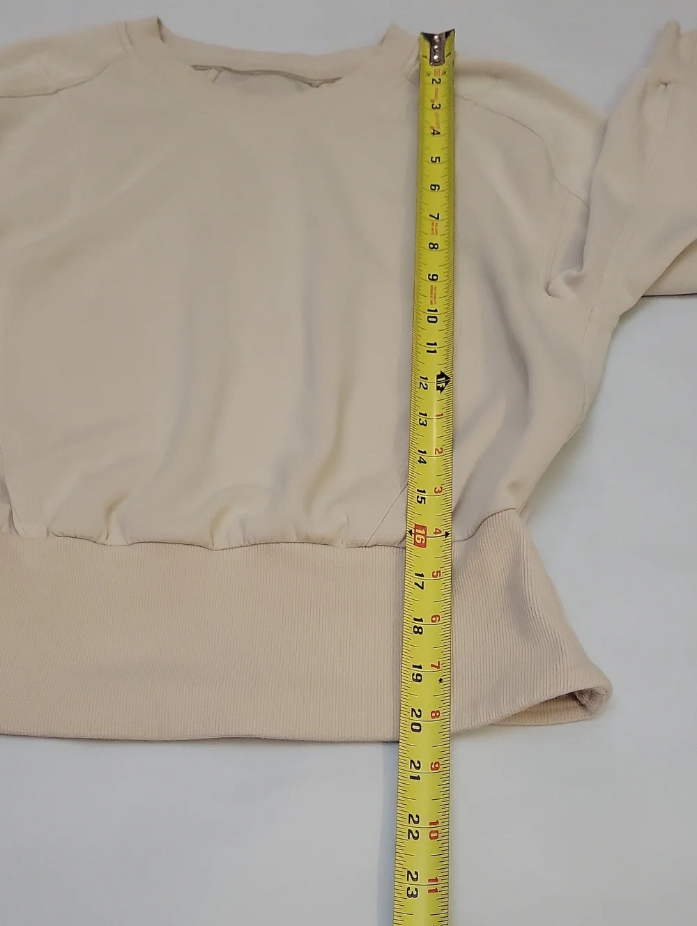Lululemon Softstreme Ribbed-Hem Pullover in Natural Ivory Size 6